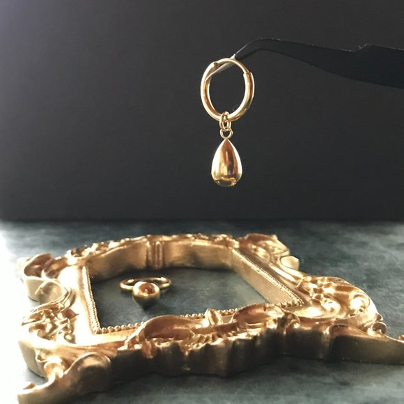 Waterdrop Hoops - New, Never Worn - Picture 3 of 4